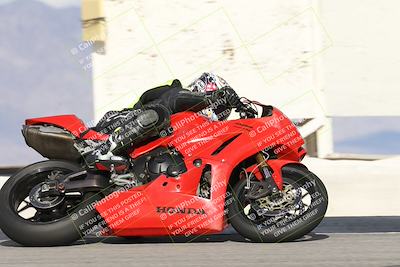 media/Nov-16-2025-Race Pace (Sun) [[8c5fa54630]]/Non Verified Riders (1st 20 Minutes)/7-Turn 9 Entry (210pm)/